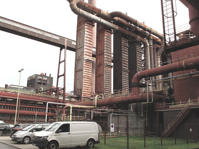 Inscribed on the UNESCO World Heritage List, the Zollverein Coal Mine Industrial Complex in Essen (German: Zeche Zollverein) stands as a monumental former industrial site, reflecting Germany's rich industrial heritage