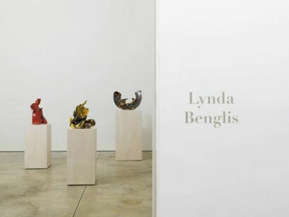 Lynda Benglis, installation view. Courtesy Cheim & Read, New York