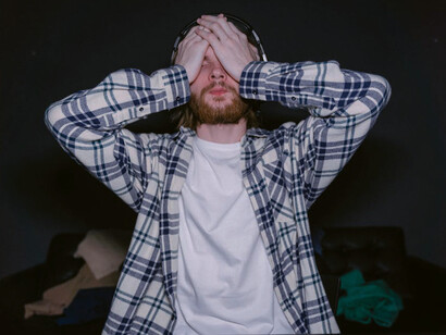 Captivated by the allure of online success, a young adult navigates a tumultuous journey, grappling with feelings of inadequacy and longing in a world where screens dictate their reality