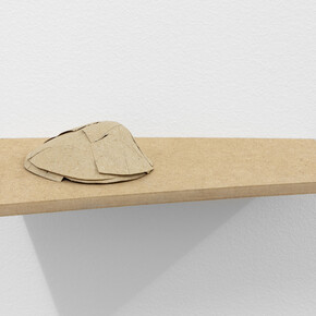 Um lugar desenhado pela passagem do corpo. Courtesy of Monitor Lisbon