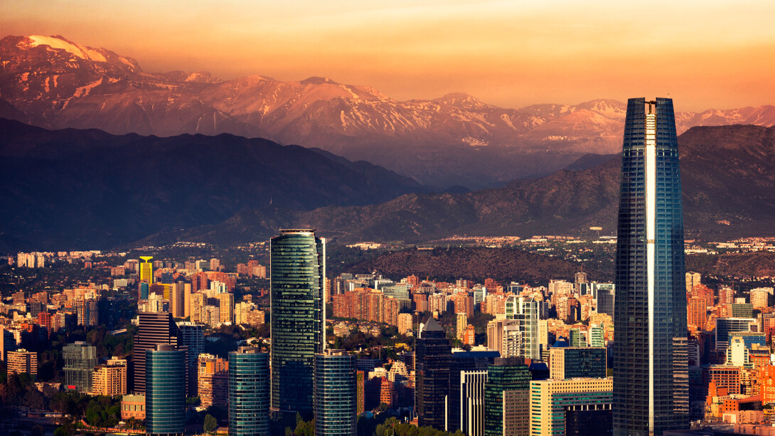 Santiago de Chile, capital del país, al atardecer