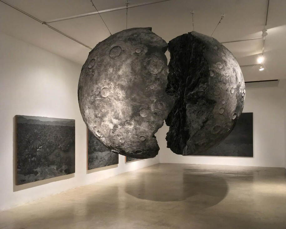 When The Moon Split. Courtesy of Aicon Gallery
