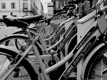 Sarebbe auspicabile invertire il rapporto degli investimenti previsti dal Recovery Plan per l’alta velocita e la mobilità locale 