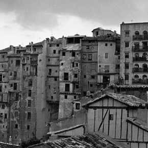 Cristóbal Hara, Cuenca (detail), 1983. Courtesy of Museo de Arte Abstracto Español