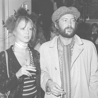 Pattie Boyd y Eric Clapton en un evento social