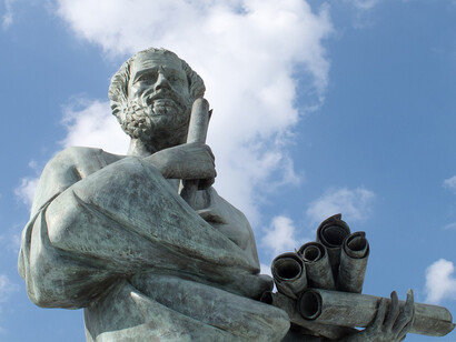 Statua di Aristotele all'Università di Salonicco, Grecia