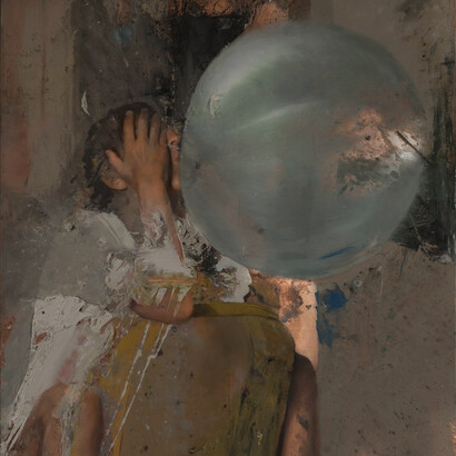 Le opere della serie Bubbles denunciano la condizione di isolamento e distanza fra gli individui durante il lockdown