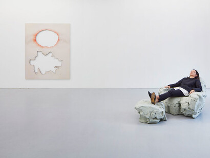 "Urs Fischer: Mind Moves", Installation view, Artworks © Urs Fischer, Photo by Johnna Arnold. Courtesy of Gagosian