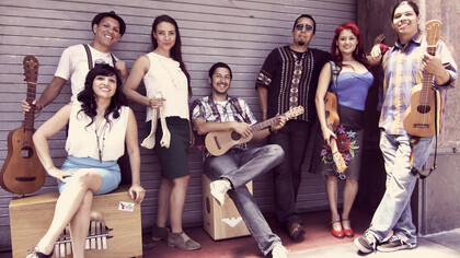 Las Cafeteras