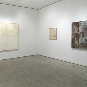 Robert Courtright. Many Moons, Exhibition view. Courtesy of Pavel Zoubok Gallery