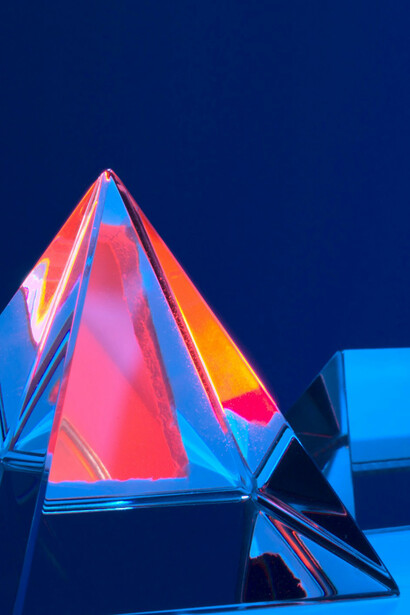 Simulations manifested in the way the prism shows an illusion-like vision