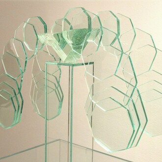 Yumiko Kimura & Akiko Fujimoto, Un incontro possibile: dialogo tra il vetro e la carta,  exhibition view,  photo Vincenzo Magni 