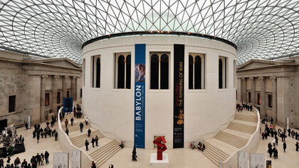 Londres. Gran Atrio de Isabel II en el Museo Británico, obra del estudio del arquitecto Norman Foster