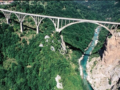 Montenegro. O rio Tara