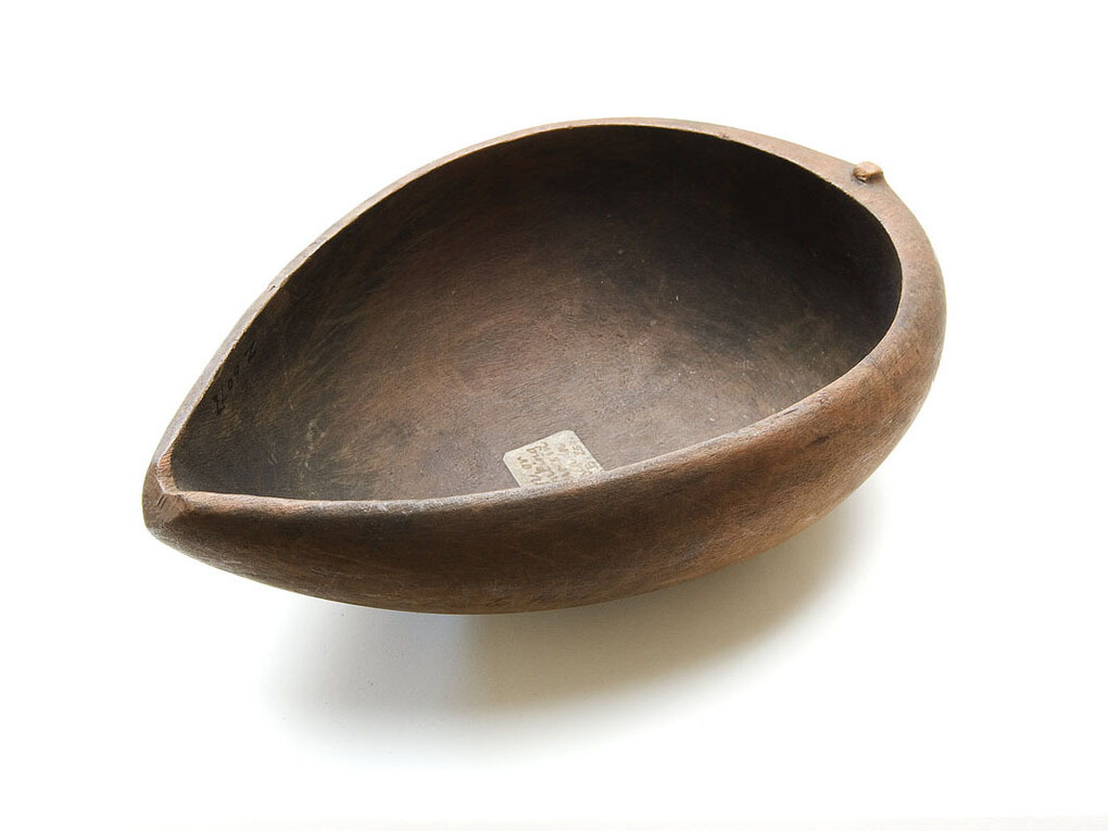 Tata or scoop, Mangaia 19thC