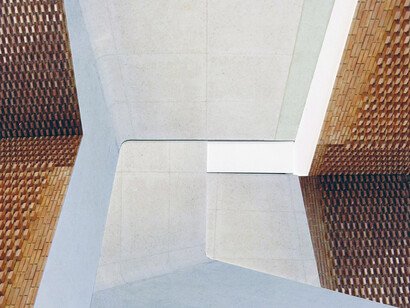 Patrik Grijalvo, Gravitación visual (Tríptico Marrakesh) (detail), 2025. Courtesy of Heather Gaudio Fine Art 