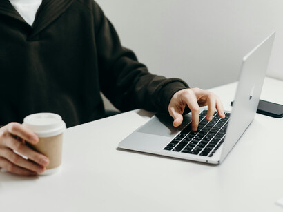 La cobertura mediática a las amenazas contra periodistas en Colombia parece limitarse a palabras de aliento, sin profundizar en los temas incómodos que originan estos ataques