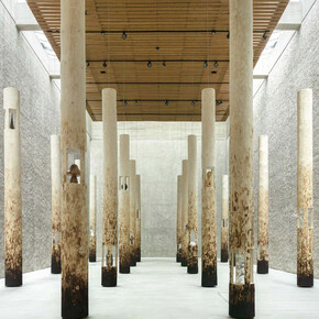 Claudia Comte. Courtesy of KÖNIG GALERIE