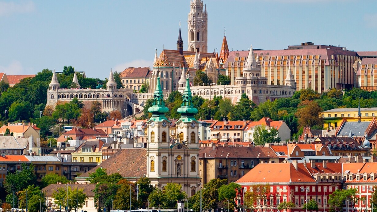 Budapest. Vista de Buda desde el Danubio
