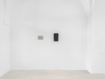 Adriano Costa, Sweet, exhibition view. Courtesy of Mendes Wood DM