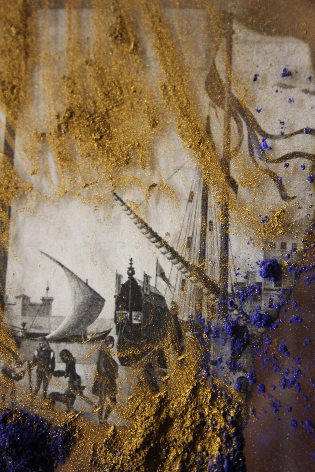 Sophie Ko Chkheidze - A Destinazione 2 - immagine combusta, pigmento, vetro. 2013