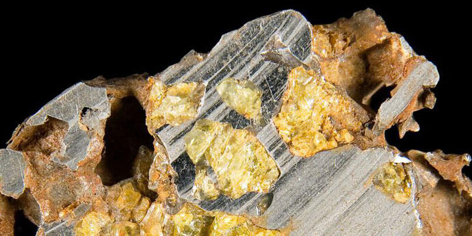 Mineral Hall. Courtesy of Royal Belgian Institute of Natural Sciences