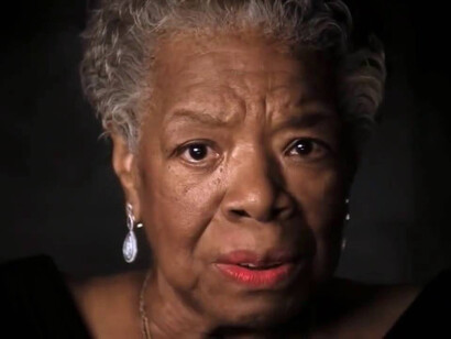 Maya Angelou, escritora, poeta, cantante y activista por los derechos civiles