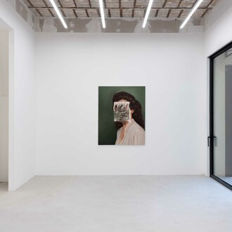 Tina Dion, Behind cypress forests / پشتِ جنگل‌هایِ سرو, vista della mostra. Cortesia di T293