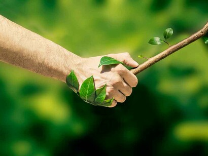 Uomo e natura costituiscono una totalità indivisibile