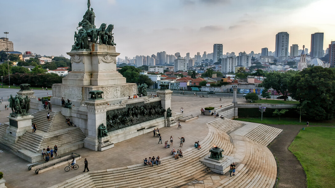 «Cidade que fala»: Monumento à Independência