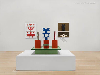 Rubem Valentim, Crossroads: Rubem Valentim’s 1960s, exhibition view. Courtesy of Institute of Contemporary Art