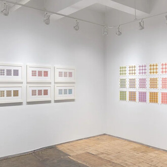 Julia Roshkow, Keep me in the loop, exhibition view. Courtesy of A.I.R. Gallery