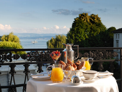Desayuno con vistas en el hotel Baur au Lac. Zurich