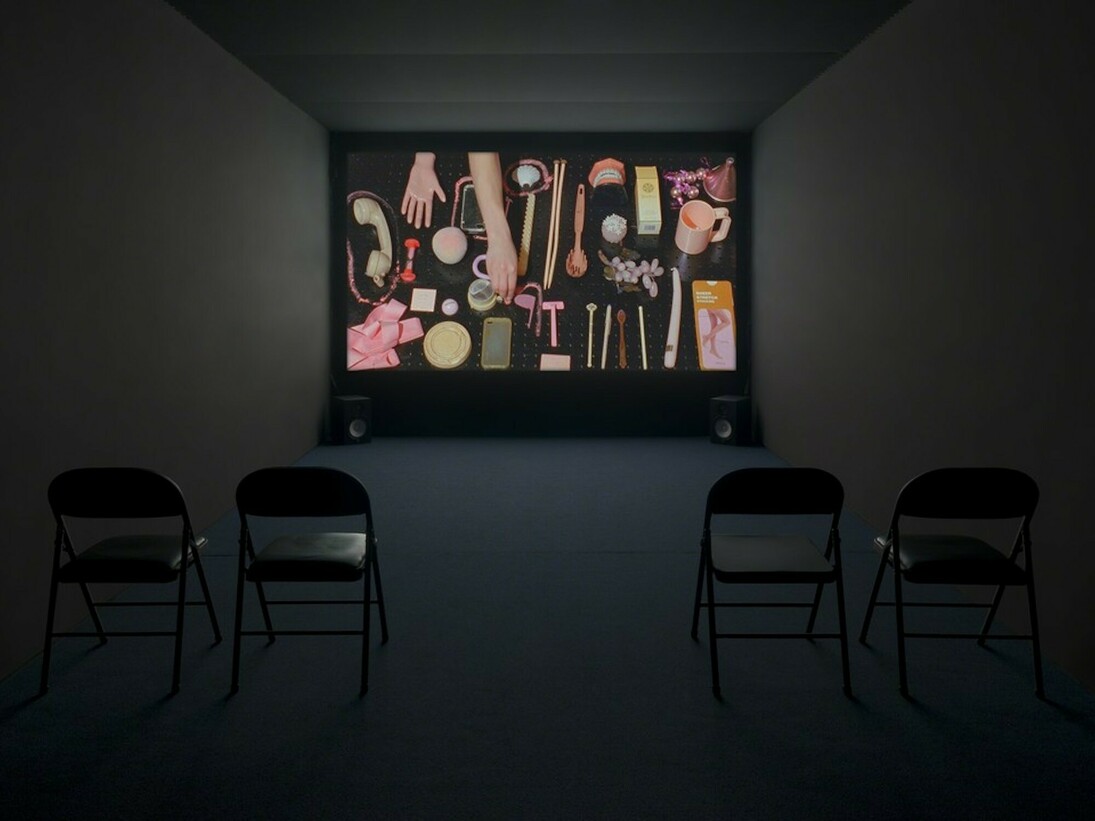 Sara Cwynar, Exhibition view. Courtesy of Foxy Production