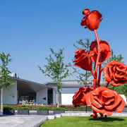 Will Ryman, Shanghai 6, exhibition view. Courtesy of Parrish Art Museum