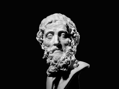 Aristóteles consideraba la esclavitud como una institución natural, necesaria para el funcionamiento de la polis. Guiliano Finelli, busto de Aristóteles, circa 1645