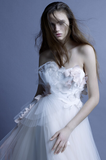 Un etereo capo da sposa