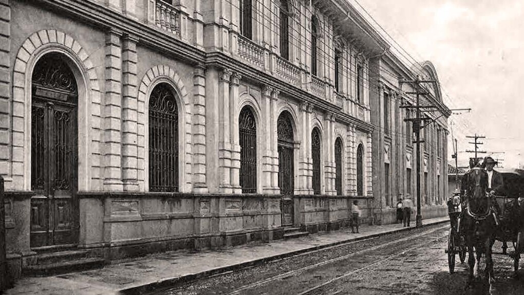Antiguo Banco Anglo Costarricense, actualmente sede de la Academia Costarricense de la Lengua, San José