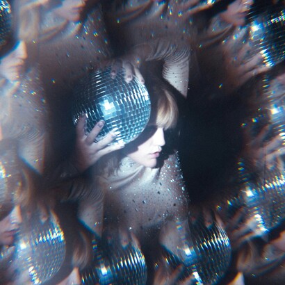 Oltre alla carriera da solista, ha partecipato a vari progetti come autore e produttore