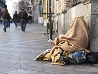 Mendigando en la calle
