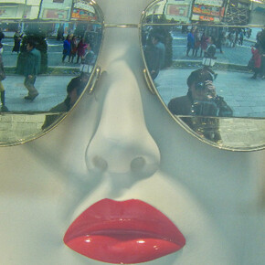 Daido Moriyama Tokyo Color. Courtesy of Luhring Augustine Bushwick