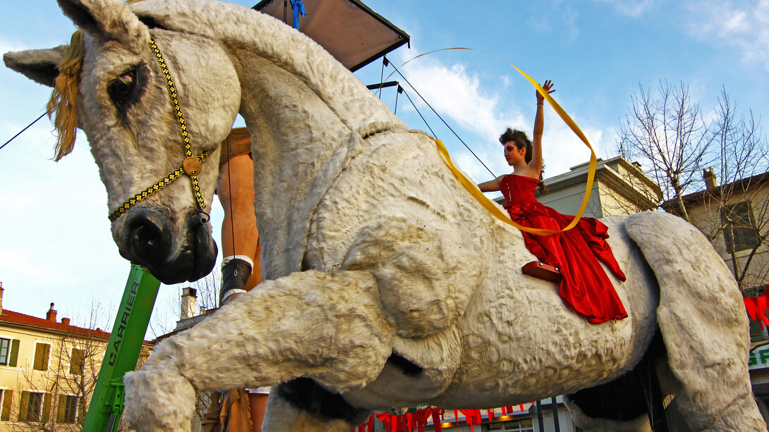 Carros de foc. El Caballo Real