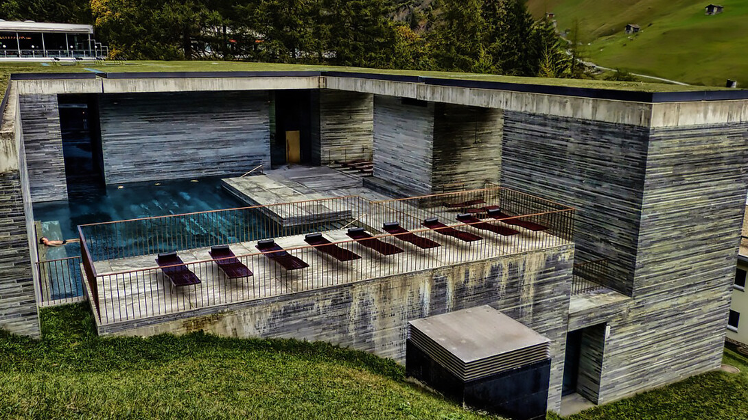 The Thermal Baths, located in Vals, Switzerland, is a hotel and spa complex developed over the Graubünden canton’s only thermal springs, completed in 1996 and designed by Peter Zumthor