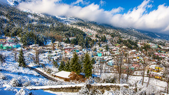Lamgara is a serene, picturesque hill block located in the Almora district of Uttarakhand. Situated 17 km east of Almora at an elevation of roughly 1,800 to 1,900 meters, it offers a peaceful retreat into authentic Kumaoni village life, surrounded by pine forests, terraced fields, and stunning Himalayan views