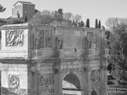 Arco de Constantino visto da fachada Norte, em Roma Itália