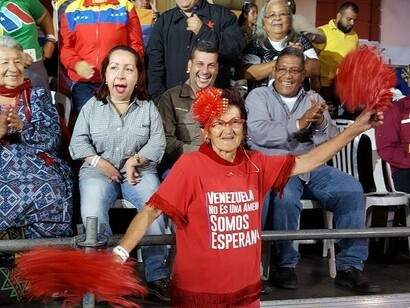 Singing and dancing people
