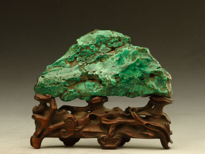 Elegant Pursuits. Courtesy of San Antonio Museum of Art