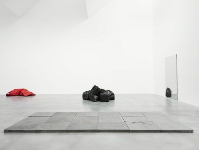 Who What When Where How and Why, Exhibition view. Courtesy of Newport Street Gallery
