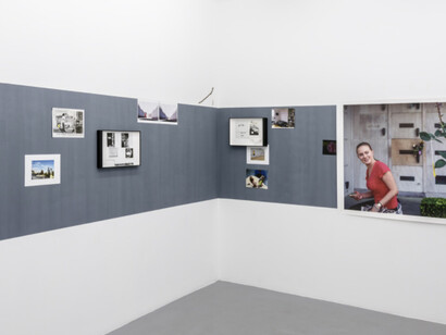 Mathew Hale, Exhibition view. Courtesy of Michel Rein