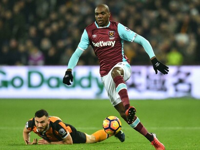 Angelo Ogbonna con la casacca del West Ham